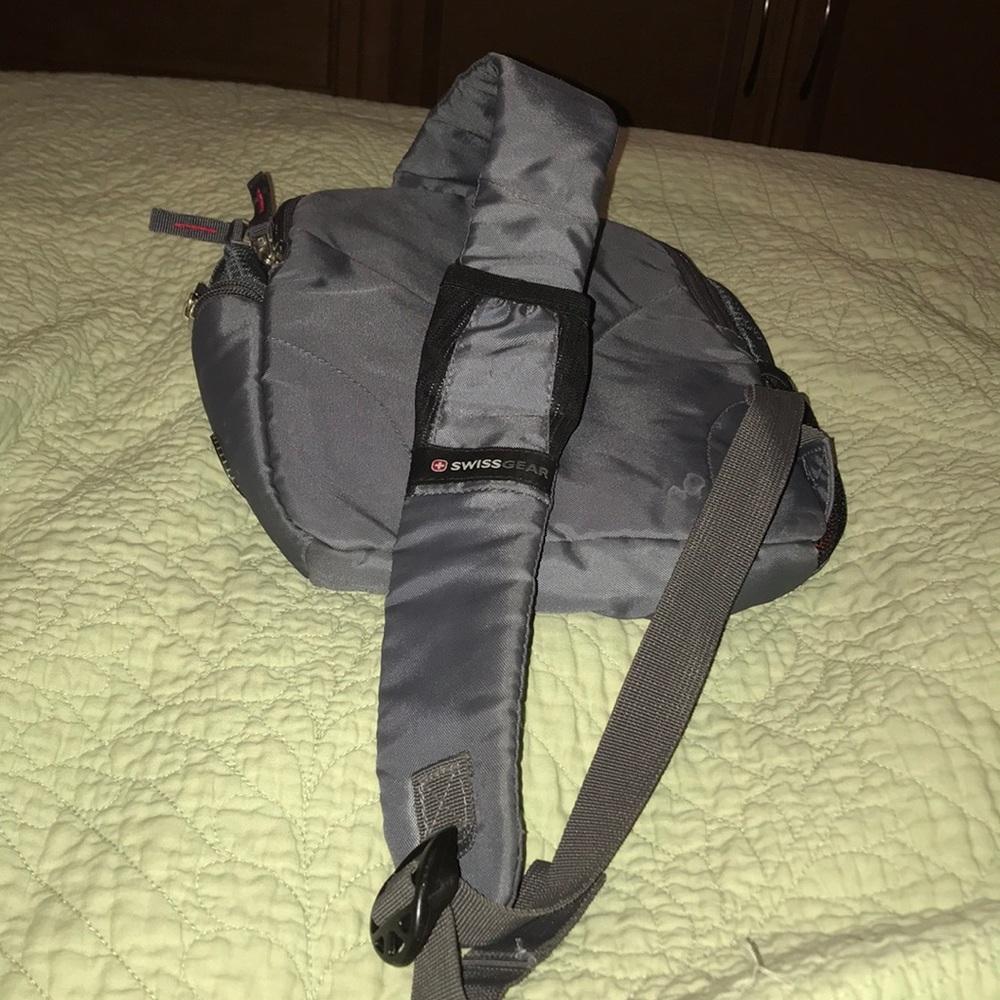 Swiss Gear Backpack - Picture 2 of 3